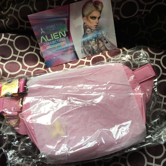 Jeffree Star Bags Jeffree Star Pink Crossbody Bag Nwt Poshmark